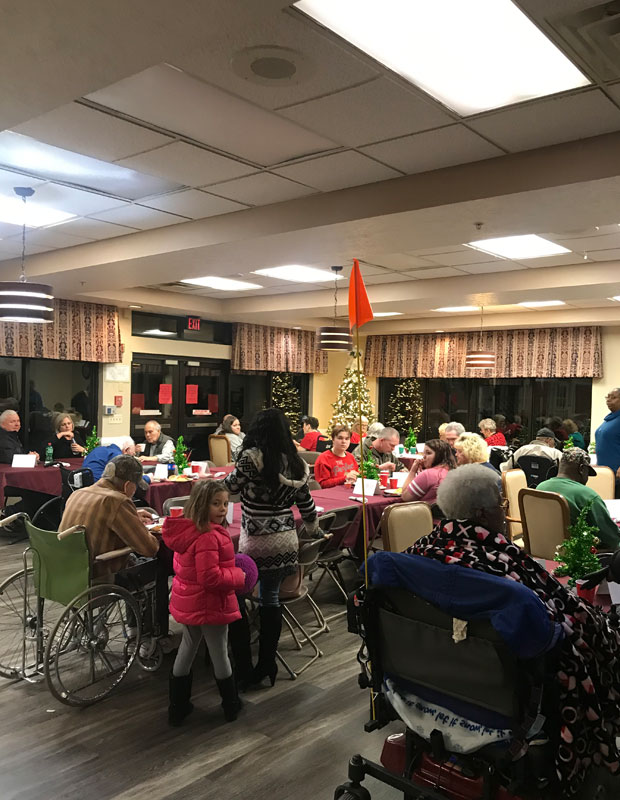 Huntington Court Residents Enjoy Christmas Dinner